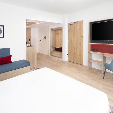 Hampton By Hilton Târgu-Mureş Esterno foto