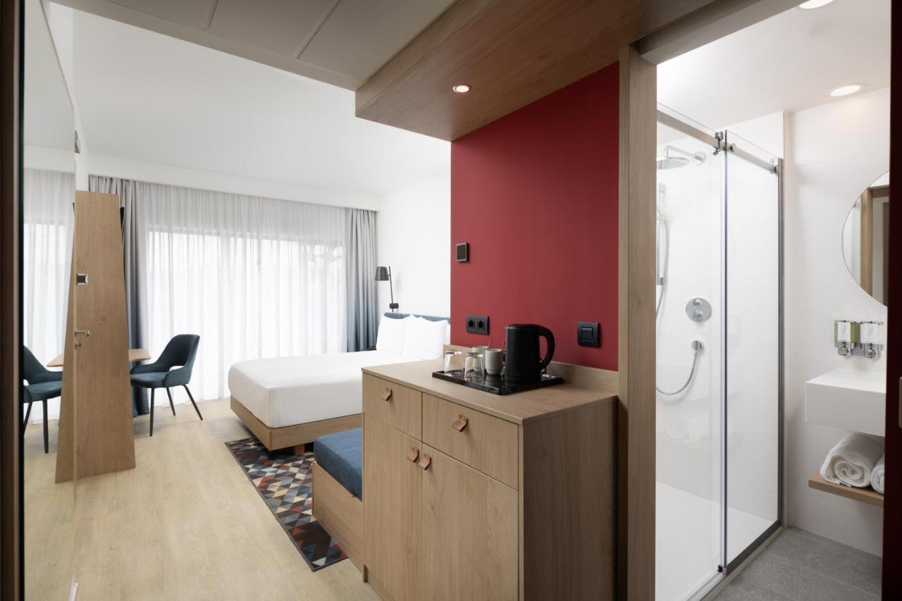 Hampton By Hilton Târgu-Mureş Esterno foto