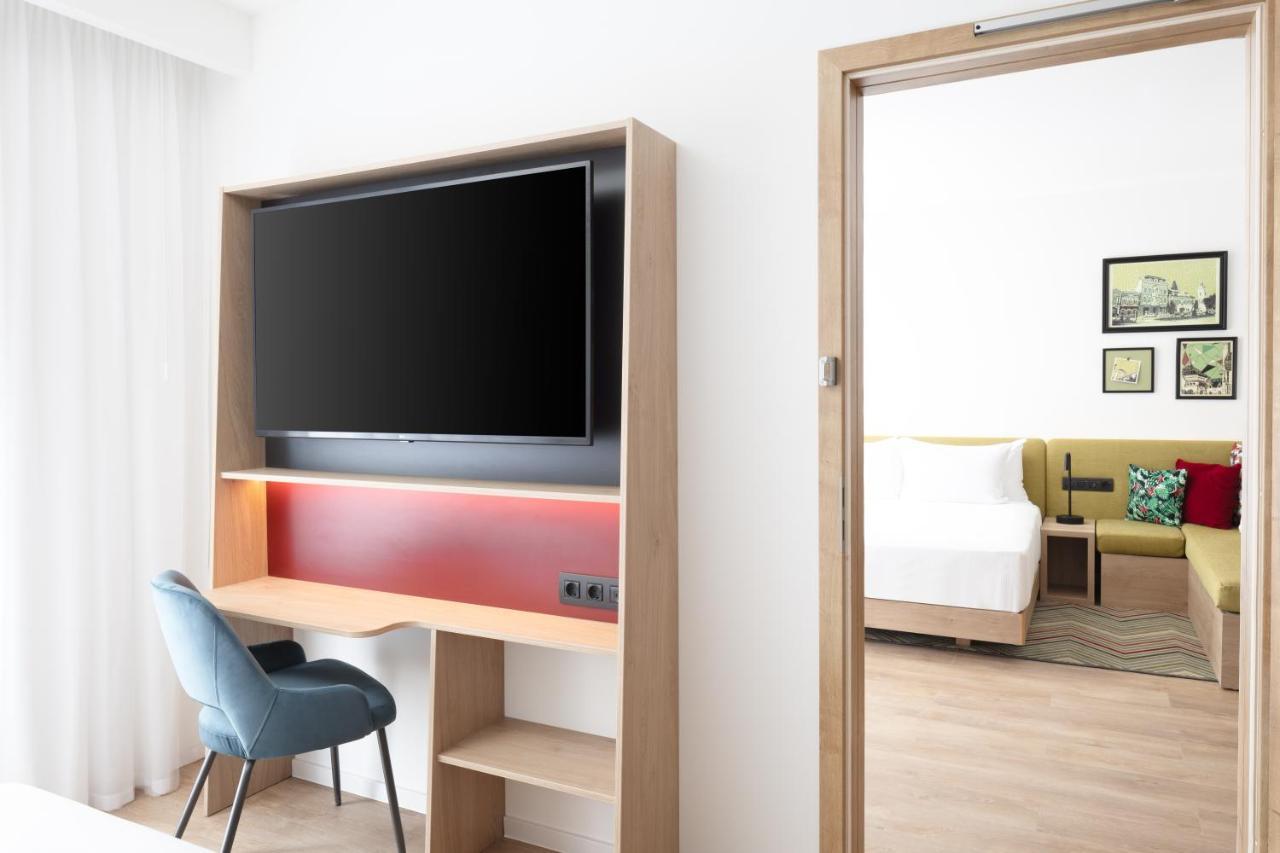 Hampton By Hilton Târgu-Mureş Esterno foto