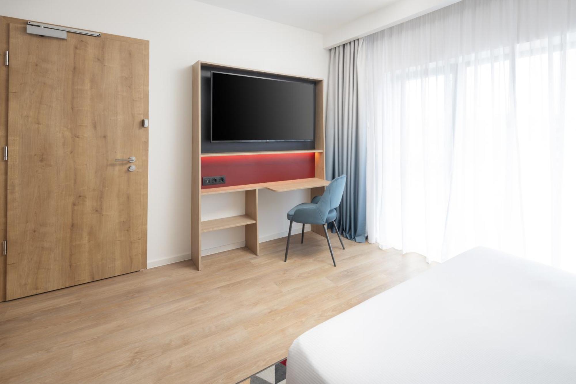 Hampton By Hilton Târgu-Mureş Esterno foto